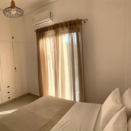 Lyria Boutique Lygia (Lefkada)