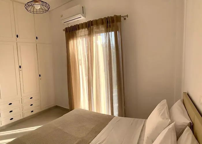 Lyria Boutique Lygia (Lefkada)